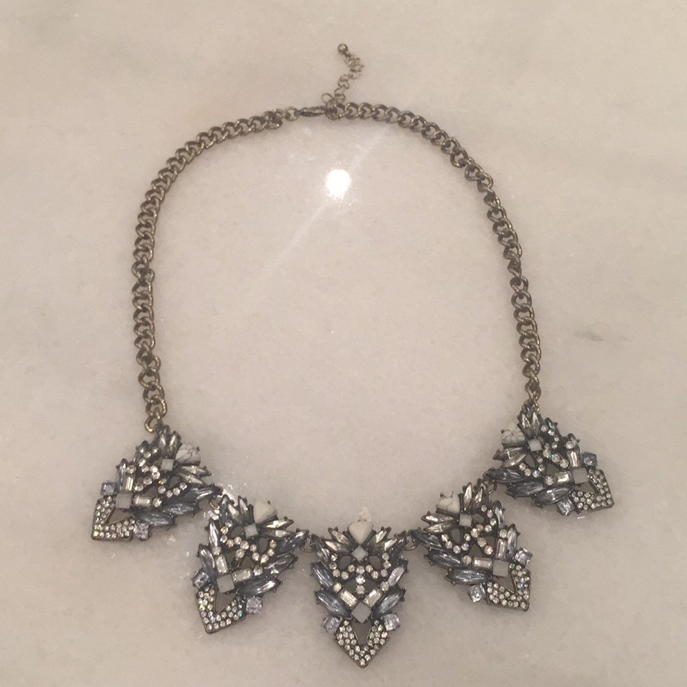 White antique gold necklace